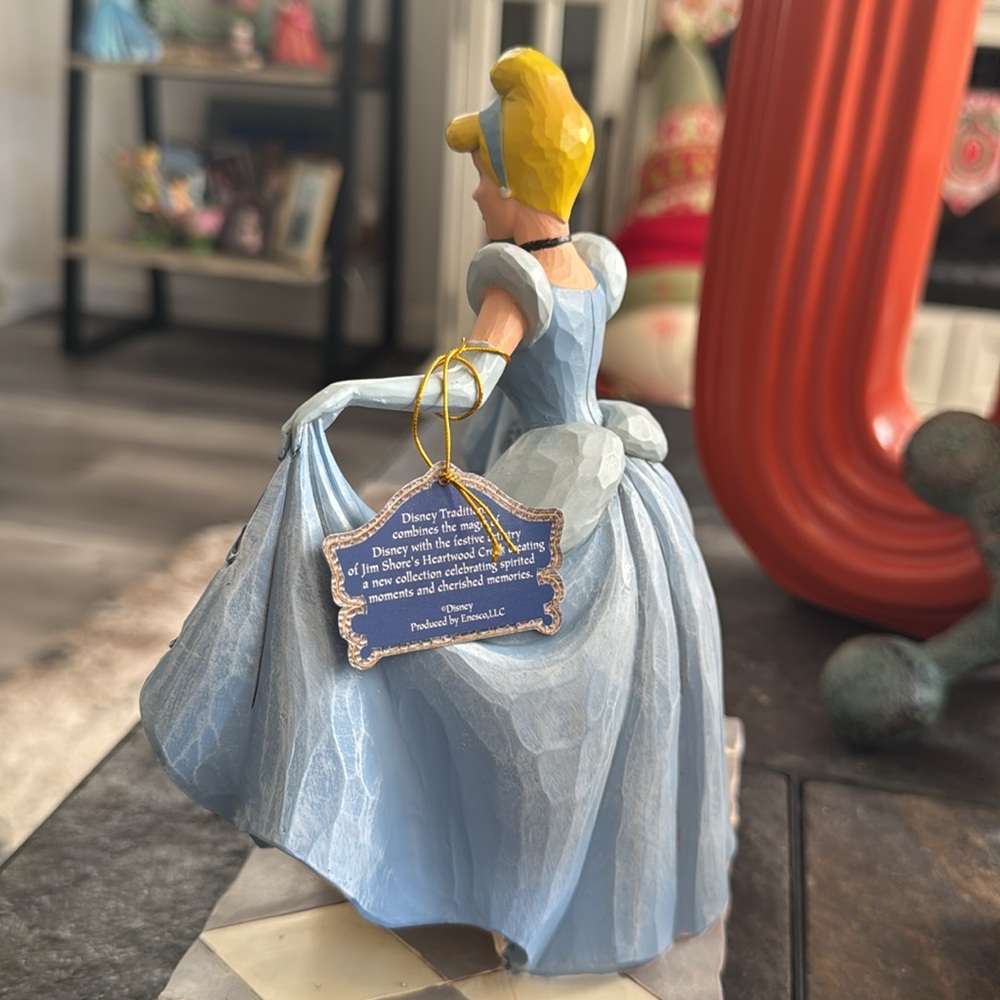 Jim Shore Cinderella and Fairygodmother - Picture 8 of 9